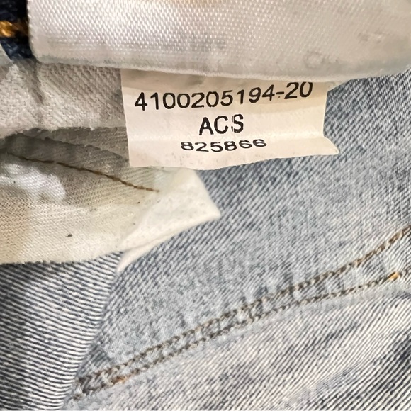 Levi's 501 button fly 100% cotton straight leg jeans 36/32 - Picture 9 of 16